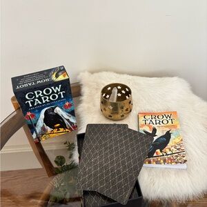 Crow Tarot Deck with Guidebook